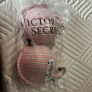 NWT - Victoria Secret Bra